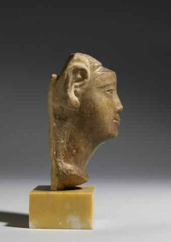 statuette, image 5/12