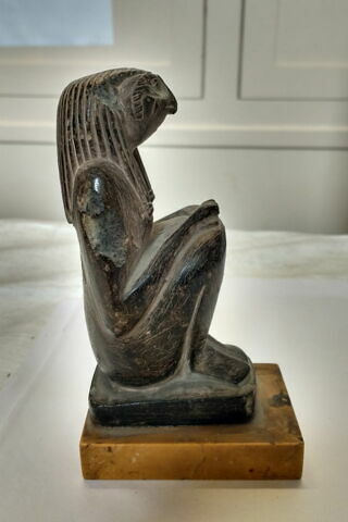 figurine, image 3/3