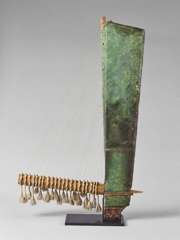 harpe triangulaire, image 4/12