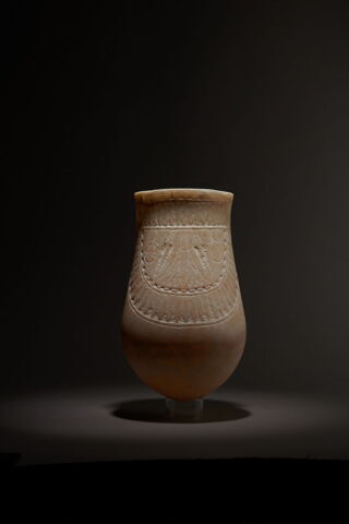 vase, image 7/8