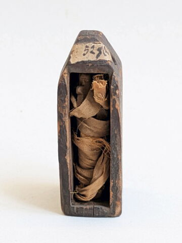figurine ; sarcophage miniature