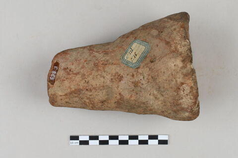 cône funéraire, image 2/5