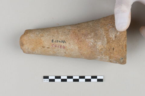 cône funéraire, image 2/3