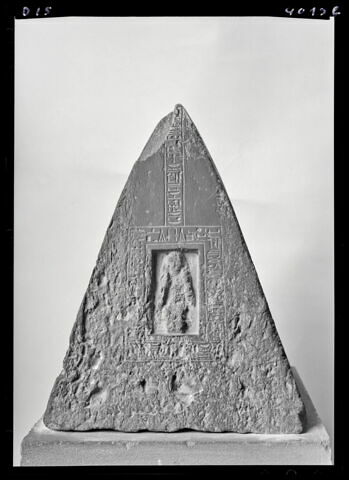 pyramidion pointu, image 3/3