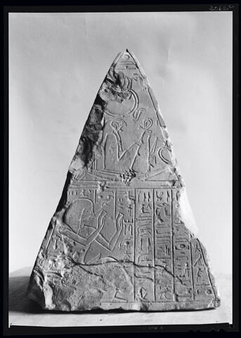 pyramidion pointu, image 8/11