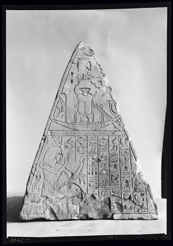 pyramidion pointu, image 10/11
