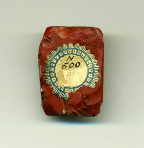 incrustation, image 2/2