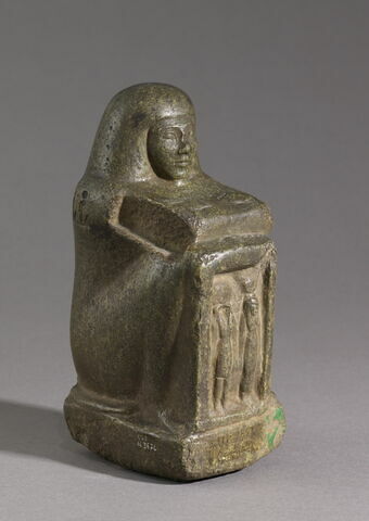 statue cube ; statue naophore, image 3/8