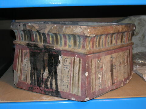 coffret funéraire  ; sarcophage de faucon, image 5/11