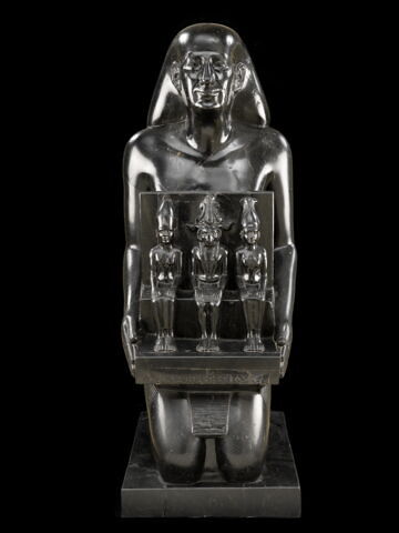 Statue de Neshor, image 4/7