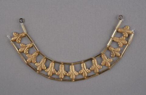 pendentif ; perles ; collier, image 2/2