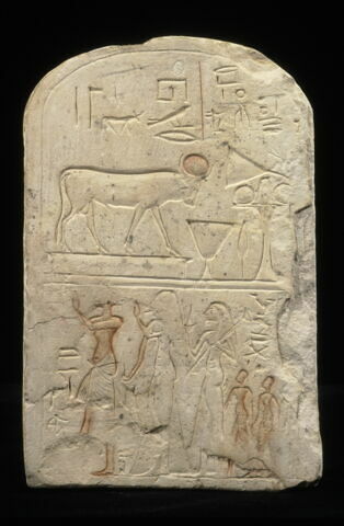 stèle cintrée ; stèle à deux registres, image 3/3