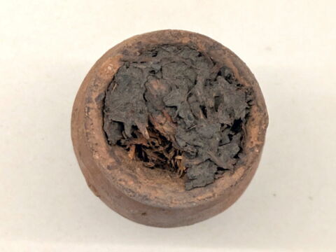 pot ; avec contenu, image 3/4