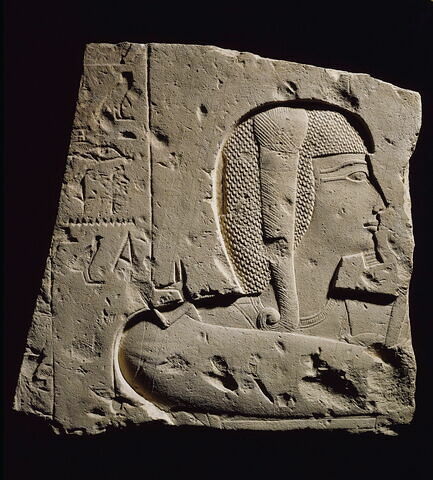 relief mural, image 2/2
