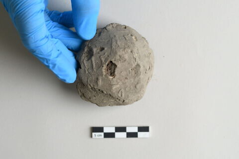 bouchon de jarre en calotte ; empreinte de sceau, image 5/6