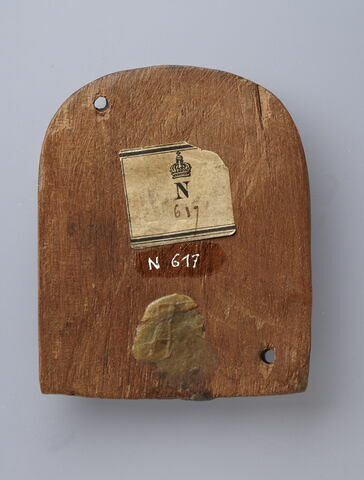 plaquette ; bouclier ; simulacre, image 2/3