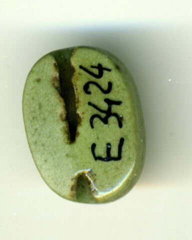 perle en pastille ovale ; scaraboïde, image 2/2
