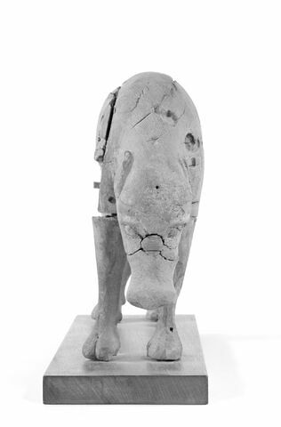 statue, image 11/14