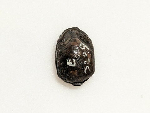 scarabée ; bague à chaton cerclé, image 2/2