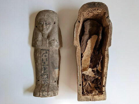 sarcophage miniature ; élément momifié ; cercueil à viscères