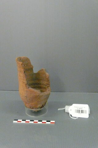 vase ; gobelet