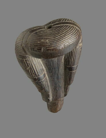 figurine, image 2/2