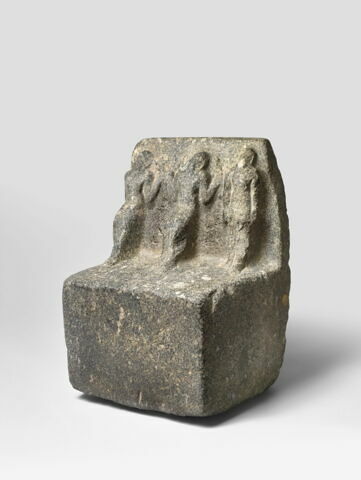 statue, image 7/7