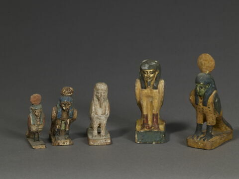 figurine ; statue, image 4/4