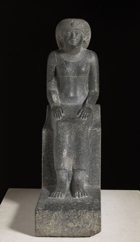 statue, image 8/35
