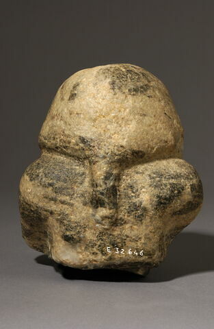 statue, image 3/17