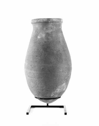 jarre ovoïde ; avec contenu, image 2/2