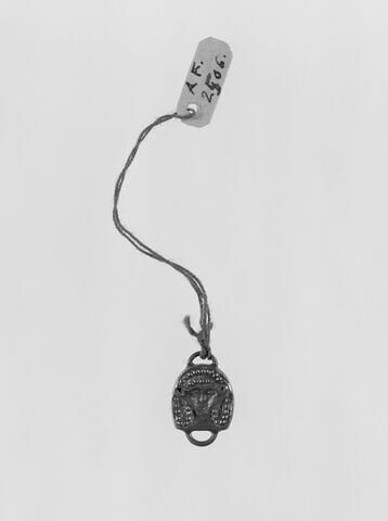 pendentif ; élément de collier