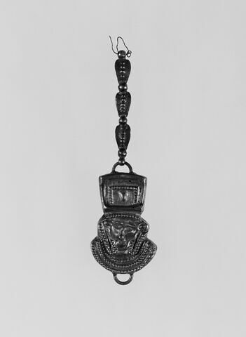 pendentif ; élément de collier