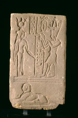 relief mural ; porte, image 2/3