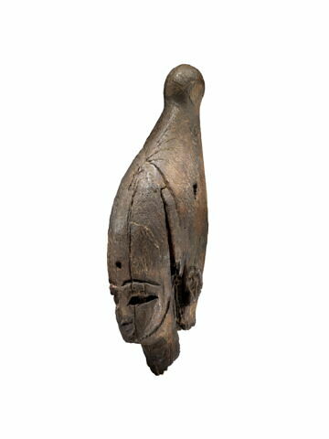 statue, image 3/3