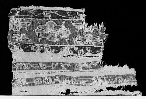 bande décorative d'habillement ; fragment, image 2/3