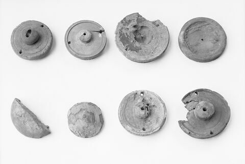 boîte cylindrique ; boîte à fard ; pyxide ; couvercle de boîte, image 3/3