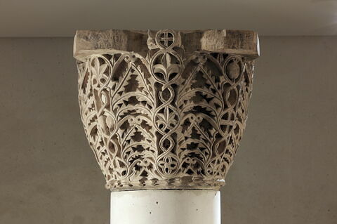 chapiteau ; colonne, image 2/5
