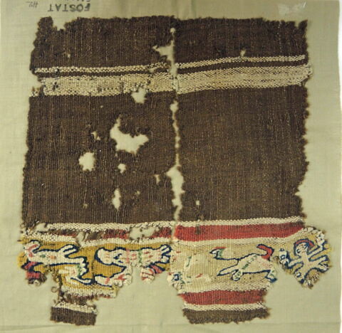 bande décorative d'habillement ; fragment, image 2/2