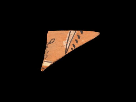 ostracon ; fragment, image 3/5