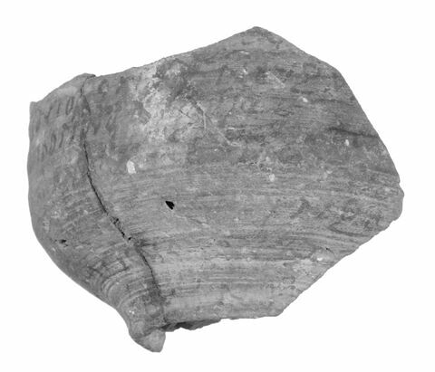 ostracon ; deux fragments recollés, image 3/3