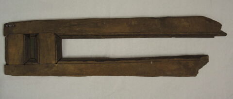 encadrement ; montant de porte ; fragment, image 2/2