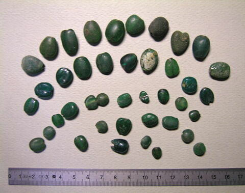 perles  ; perle ronde, image 2/2