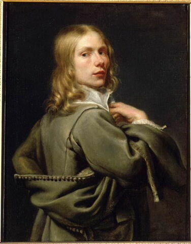 Portrait d'un jeune homme vu en buste, tourné  de trois-quarts vers le spectateur, image 2/3