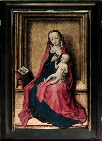 La Vierge à l' Enfant, assise dans une niche de pierre, image 3/4