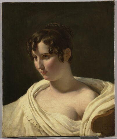 Jeune femme en buste