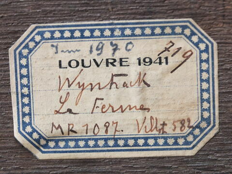 Paysage rustique. Arbres morts, chemin et mare, image 4/5
