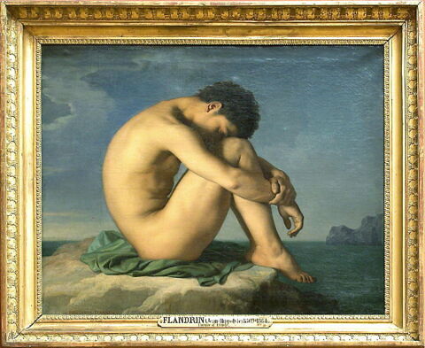 Jeune homme nu assis au bord de la mer, image 3/4