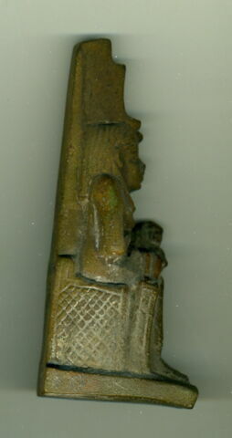 figurine d'Isis allaitant ; amulette