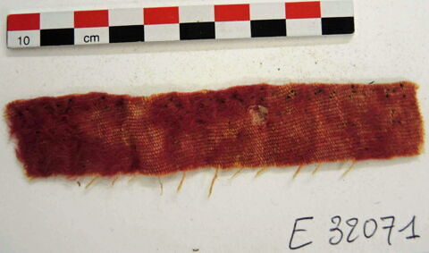 manteau ; fragment, image 2/2